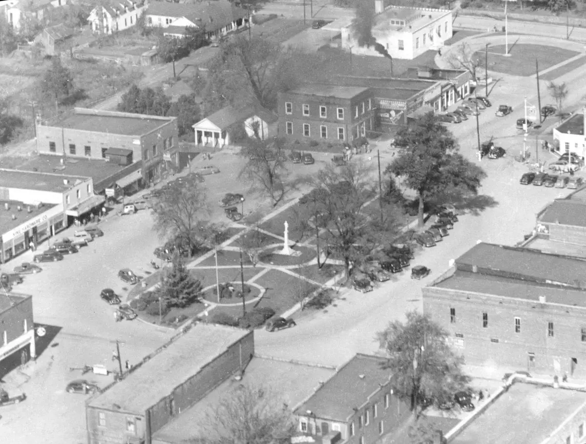 Aerial photo of Public Square in the early 1900s